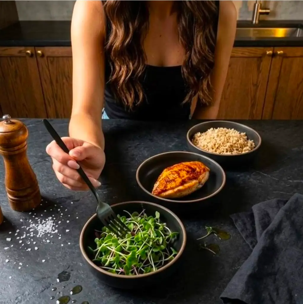 Does Meal Order Affect Glucose After 40?