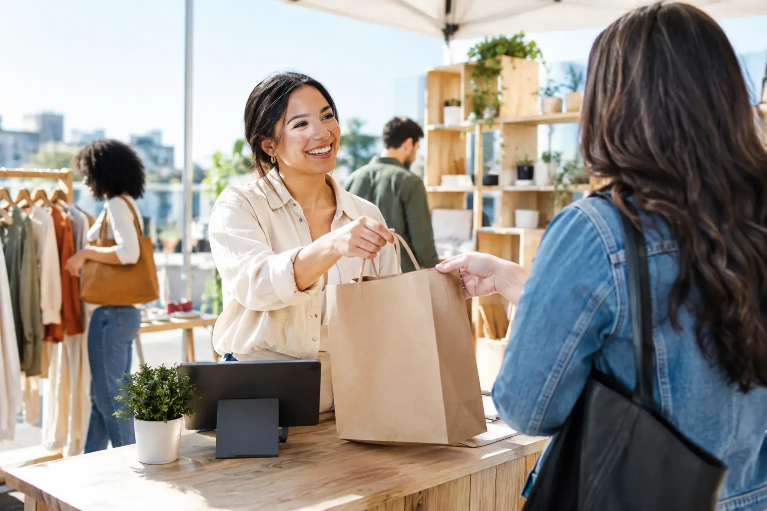 How Pop-Up Retail Builds Better Event Days
