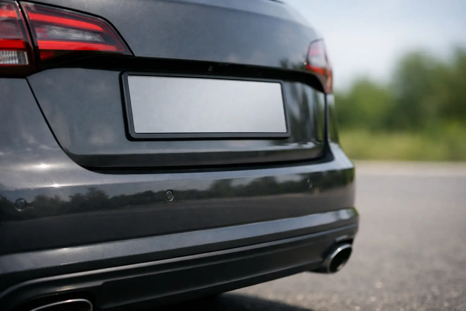 Meilleurs cadres de plaque discrets pour votre auto