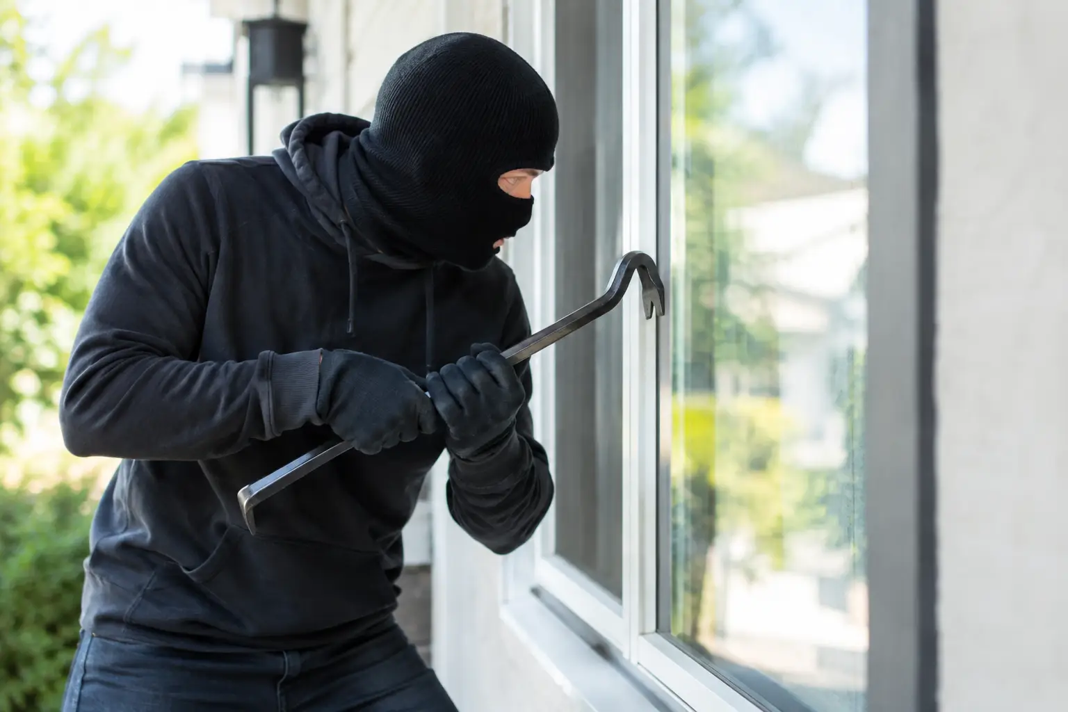 Does Homeowners Insurance Cover Theft Losses?