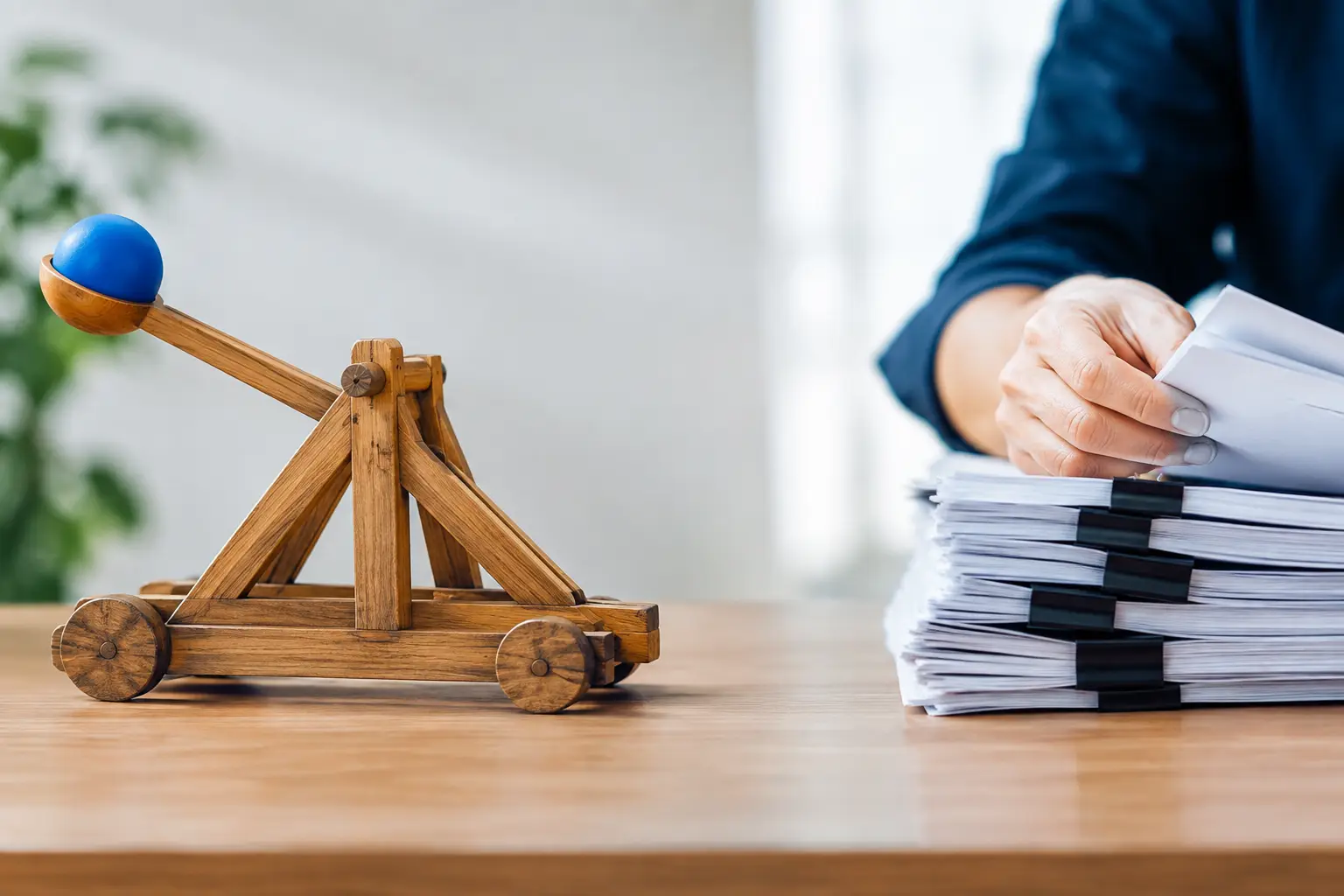Catapulta versus processos manuais na inovação
