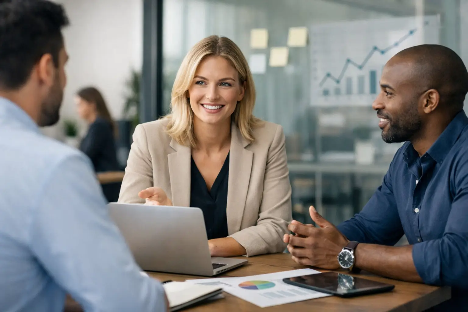 When to Hire Fractional Marketers for Growth
